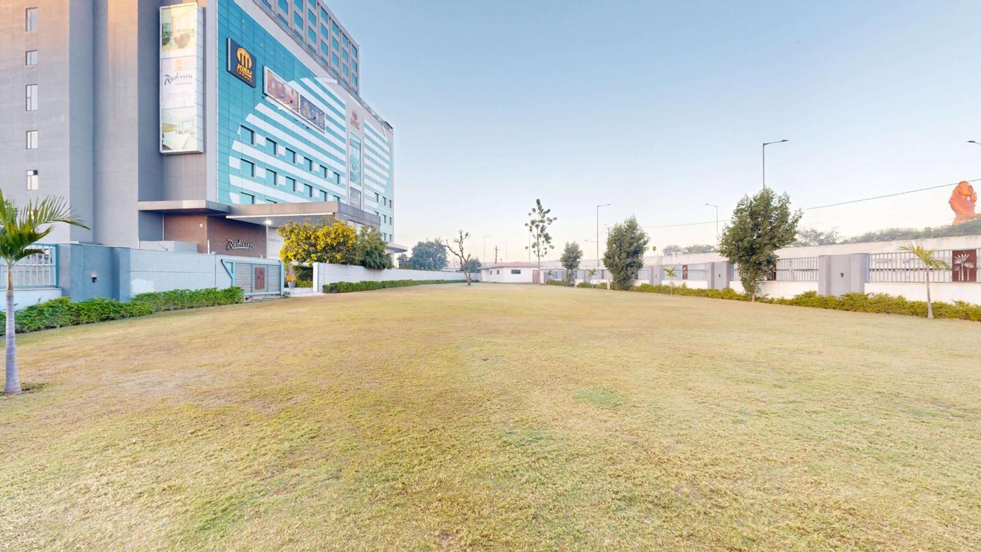 Radisson Hotel Nathdwara Exterior photo
